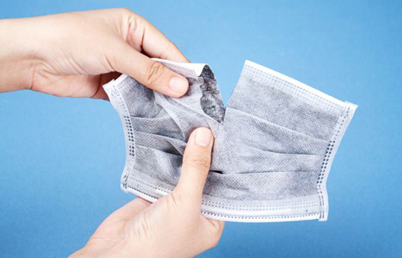 Phân biệt khẩu trang y tế thật – để người tiêu dùng hiểu rõ hơn về cách nhận biết chất lượng khẩu trang